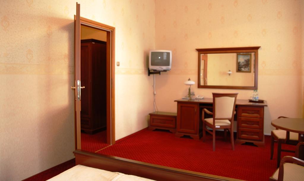 Hotel Savoy Lodz  Luaran gambar